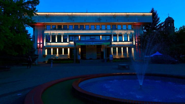 В ЛИЛАВО СВЕТНА СГРАДАТА НА ОБЩИНА СЕВЛИЕВО ЗАРАДИ НЕДОНОСЕНИТЕ БЕБЕТА