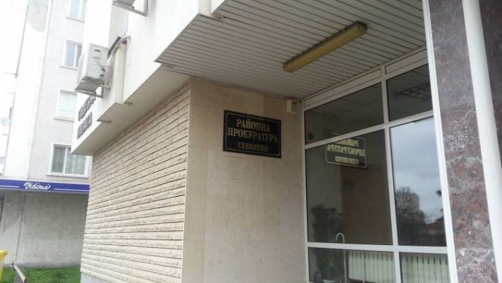 Задържаха мъж, извършил хулиганство и нанесъл телесна повреда