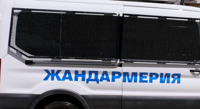 СПЕЦАКЦИЯ: Жандармерия блокира Севлиево